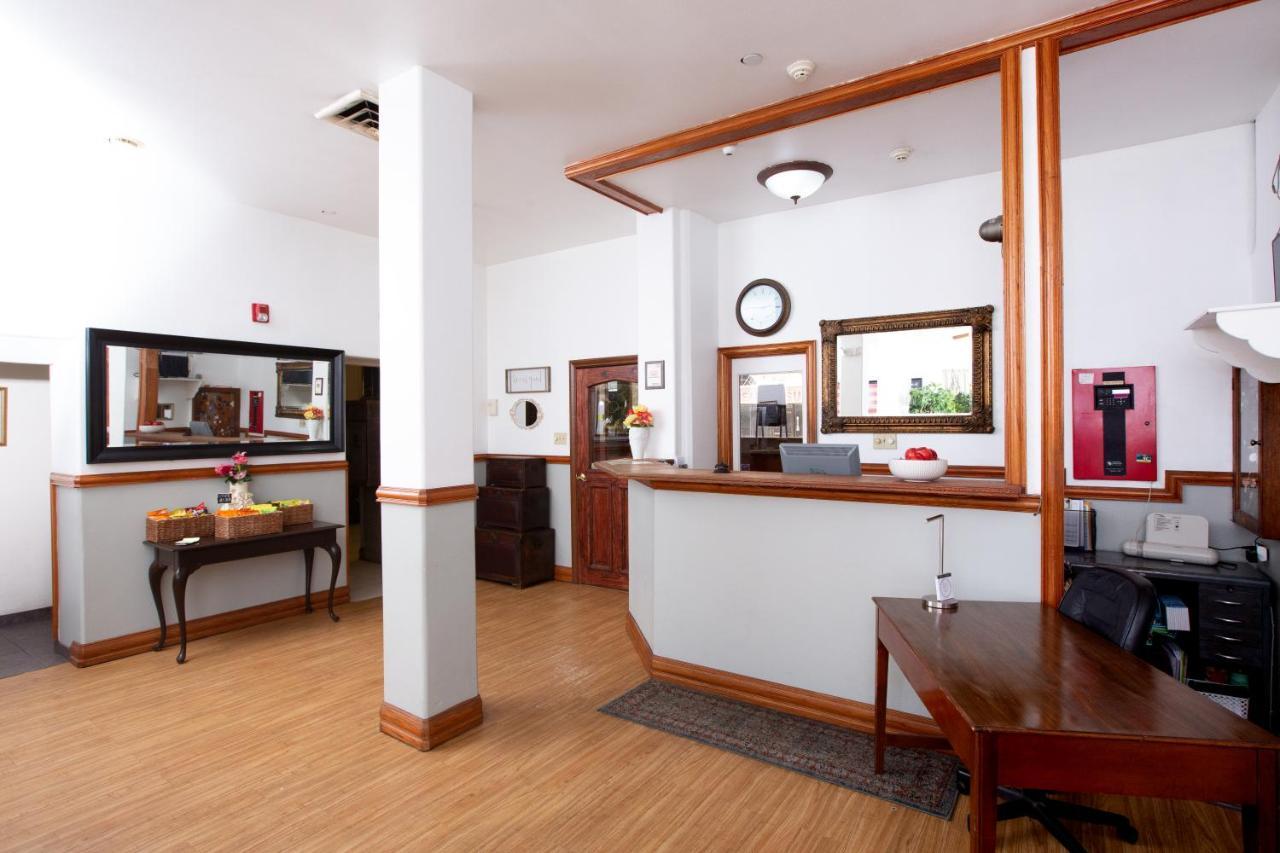 The Rialto Hotel 러레이도 외부 사진